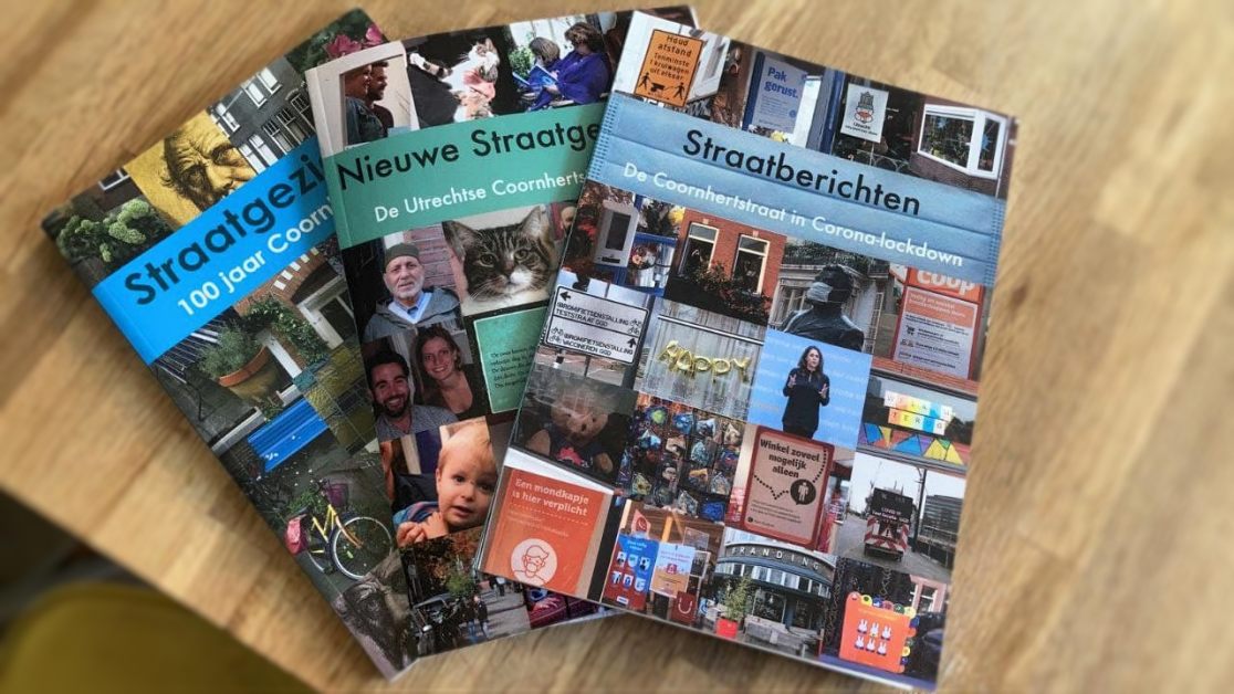 Covers van de drie straatboeken.